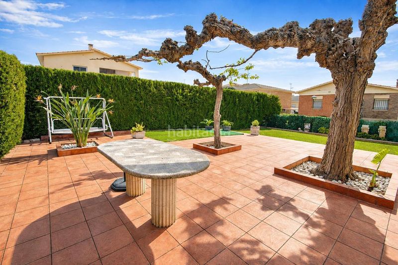 Foto e2851d55-5d58-43d0-a63b-27cbc7e60be5. Casa amb piscina a Cunit residencial Cunit