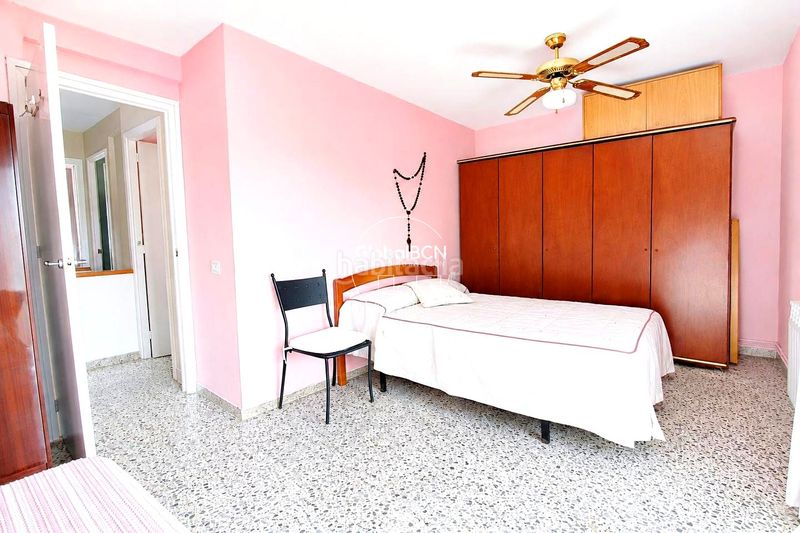Foto f0e9a668-3dfe-4ced-a6c0-7c66412bf7bb. Casa amb piscina a Cunit residencial Cunit