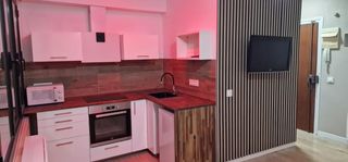 Rent Studio  Gran via de les corts catalanes. Precioso estudio completamente reformado en la espectacular zona