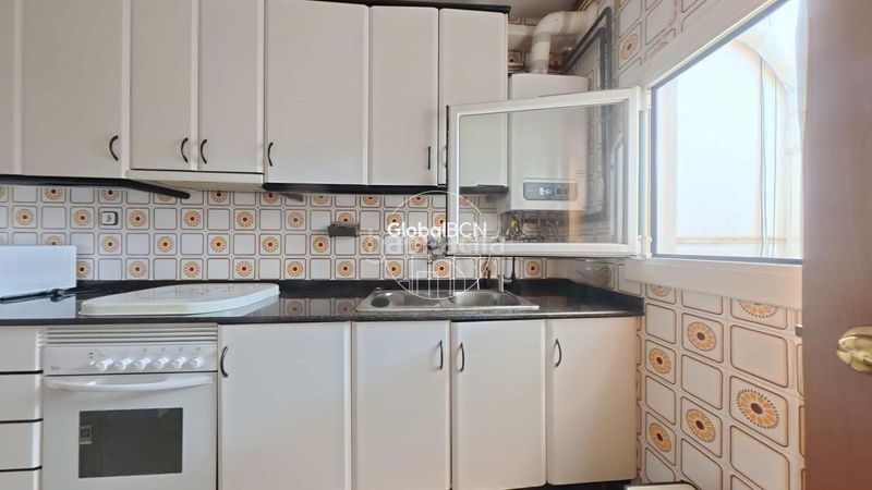Foto d956296b-cde7-4e1e-9df8-636d8792773d. Penthouse in Almeda - El Corte Inglés Cornellà de Llobregat
