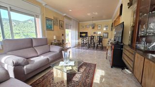 Casa adosada  Avinguda dels països catalans. Chalet pareado en venta en avenida dels països catalans