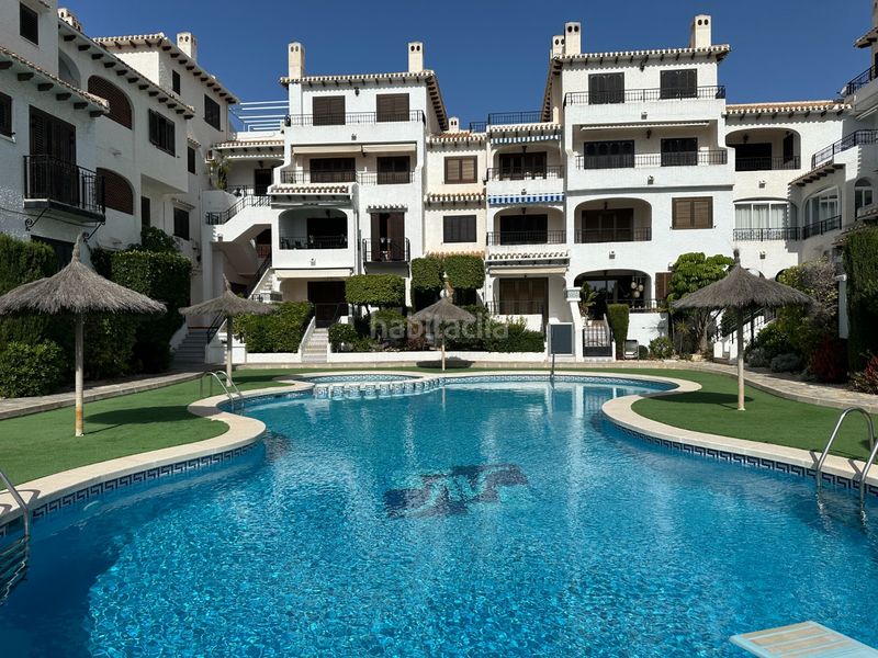 Foto 7a5bb275-441f-40e0-8449-e886699e249c. Apartament amb calefacció aparcament piscina a Cabo Roig Orihuela