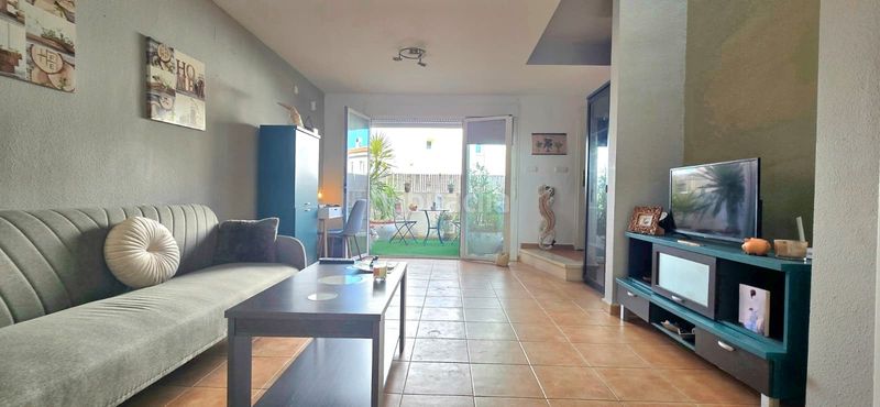 Foto 9db14cff-fac6-47c5-aa6e-dd8e93358530. Casa adossada amb piscina a Montebello - Nou Espai Nucia (la)