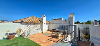 Casa adossada en Montebello - Nou Espai. Ltpgtchalet adosado con vistas al mar, piscina y garaje en la nu