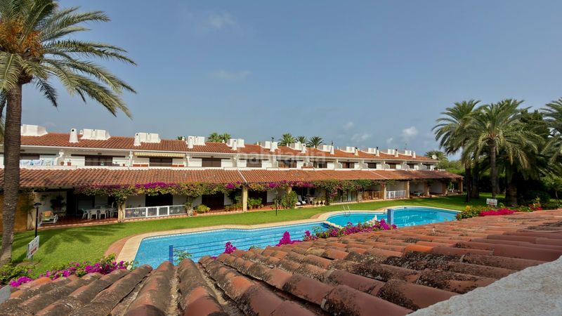 Foto 2ff8559b-b454-425b-a0d3-17c8219aff67. Casa amb piscina a L'Almadrava - L'Estanyó Dénia