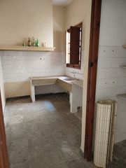 Planta baixa a Llaurí. Ltpgtvivienda en planta baja con patio y gran potencial en pleno