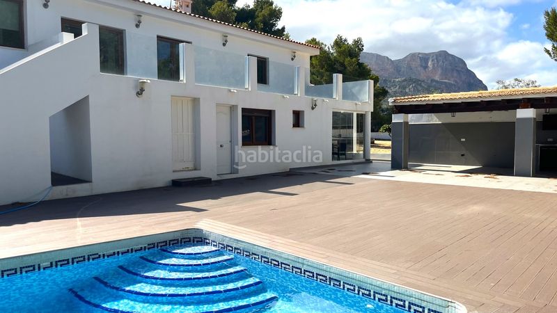 Foto f9e285b9-90e5-4ec7-b389-2d75f21e14d7. Xalet amb aparcament piscina a Coloma Nucia (la)
