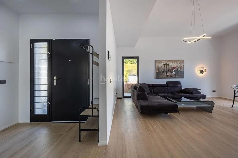 Foto 4493131d-cff2-4275-b8e5-c033b7f6f06c. Chalet ltpgtubicada en una zona exclusiva y tranquila , esta villa de lujo de una sola planta combina disentildeo moderno con un en Altea