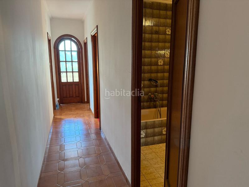 Foto e9b766eb-7803-47f0-bbf3-f96129614548. Édifice dans Verger (el)