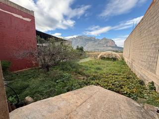 Edifici a Verger (el). Ltpgtesta finca, construida en el antildeo 2000, se encuentra en
