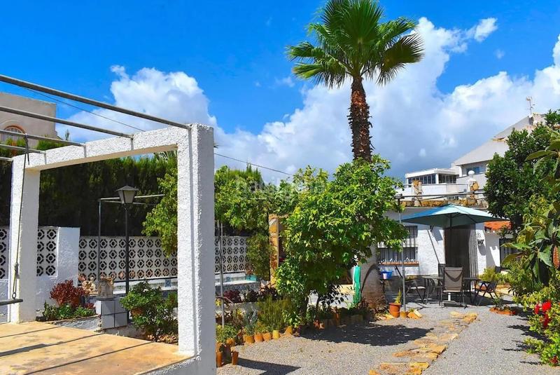 Foto 4067006a-b585-4e34-a281-a33d573ed649. Casa con parcheggio in L´Albir Alfàs del Pi (l´)