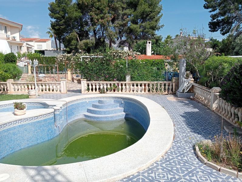 Foto f806e63d-3db0-4979-86f0-220d4b122f2c. Residential plot in Varadero Nucia (la)