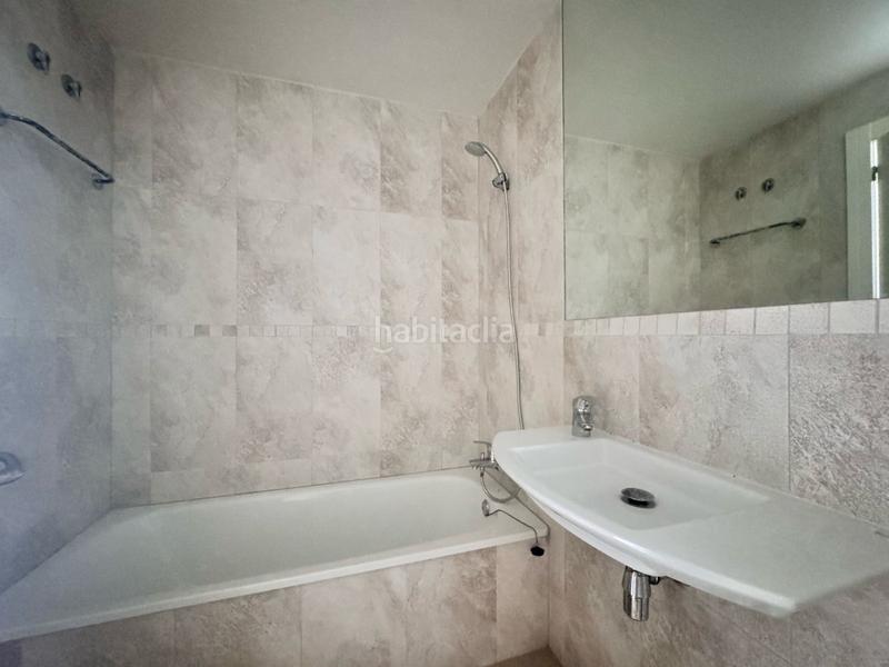 Foto 23e426a5-ee40-456a-a315-6fb9412c30a3. Appartement avec chauffage parking piscine dans Playa Levante Benidorm