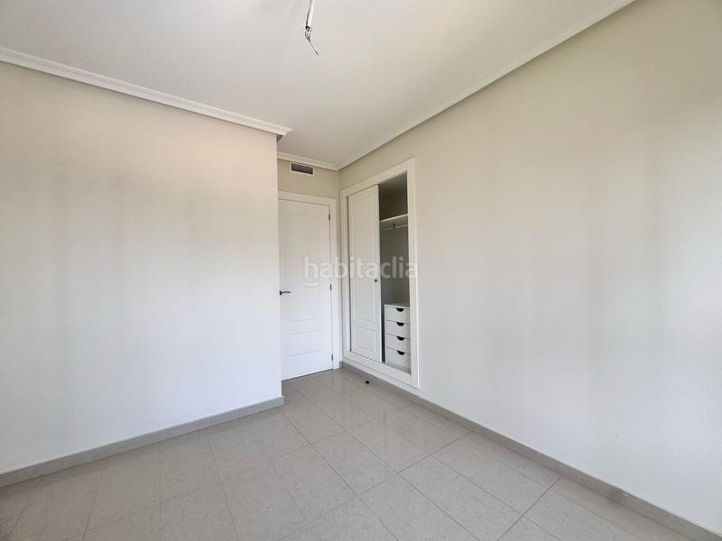 Foto 4456fe0d-5825-46e4-a014-78b1c176f040. Appartement avec chauffage parking piscine dans Playa Levante Benidorm