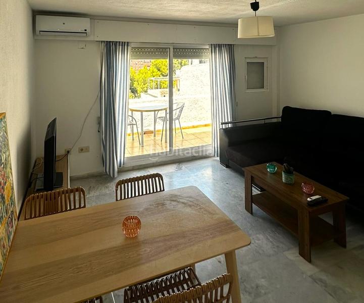Foto 06b80578-16da-4e71-a5f7-e0b76eaa3fb1. Piso ltpgtubicacioacuten este encantador apartamento amueblado se encuentra en una urbanizacioacuten tranquila, ideal tanto para quiene en Benidorm
