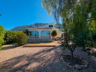 Haus in El Montgó. Ltpgtltstronggtchalet de estiloampnbspmediterraacuteneo en la pa