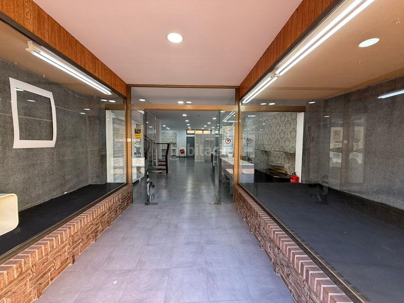 Foto c29fccb1-2fca-4427-aec7-185c78bc03ab. Locale commerciale in Tavernes de la Valldigna