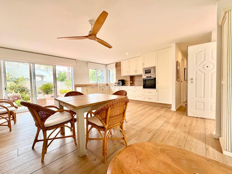 Foto 32b7f04f-02a5-425e-8c91-9acc73f8b64c. Rez-de-chaussée avec parking piscine dans El Palmar - Los Molinos Dénia