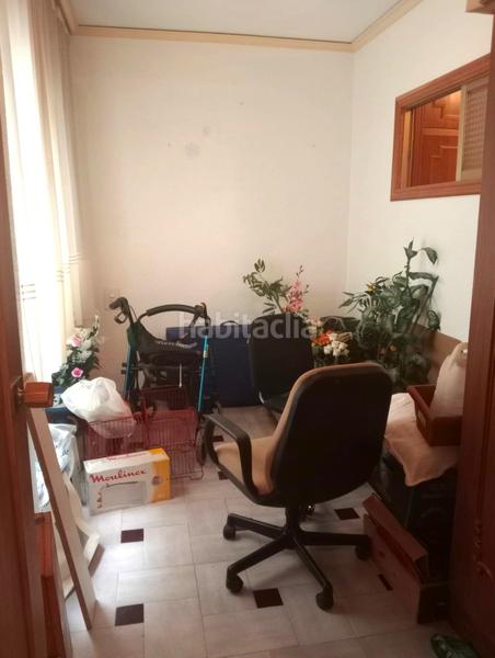 Foto 2e85b37a-680c-42e0-b786-92cb3a967729. Àtic amb aparcament a Colonia Madrid Benidorm