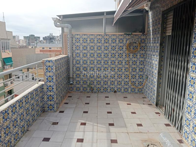 Foto 9e2755b4-492c-4959-90f2-f7d9a99e963d. Àtic amb aparcament a Colonia Madrid Benidorm