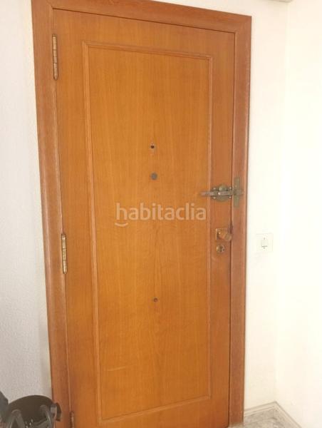 Foto f401a04b-0280-444e-9ef4-633e826921bf. Àtic amb aparcament a Colonia Madrid Benidorm