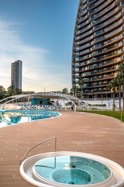 Foto 300c7db7-6fd9-4fb1-a510-e78c1aa7bd74. Appartement avec parking piscine dans Playa Poniente Benidorm