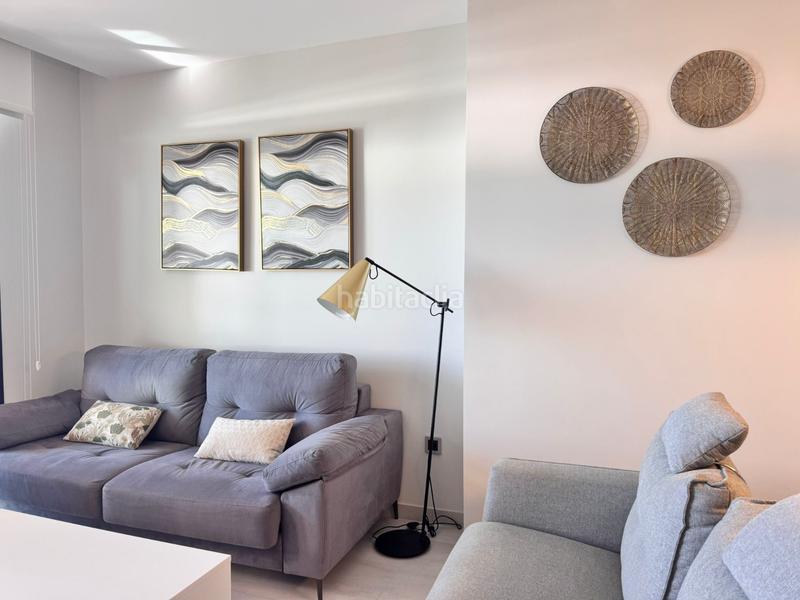 Foto 45d4bc9e-3222-4db0-a165-e34df50fc506. Appartement avec parking piscine dans Playa Poniente Benidorm