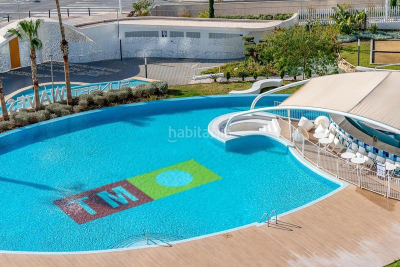Foto 49f3dd79-d678-4085-a3bd-e50ceb7cabfc. Appartement avec parking piscine dans Playa Poniente Benidorm