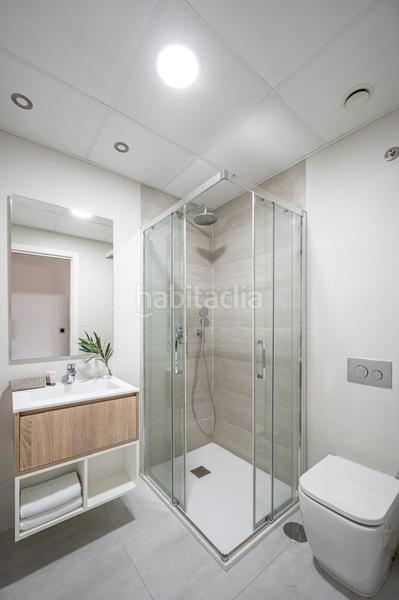 Foto 569a1dfc-5e82-42d0-aa60-e3463432ffd3. Appartement avec parking piscine dans Playa Poniente Benidorm