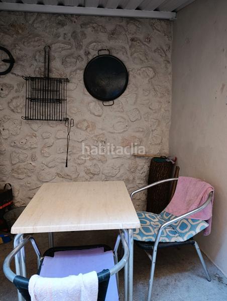 Foto b9d55ff7-3e59-4d9b-b9d8-61bbb9f5dab4. Casa con camino riscaldamento in Pastrana