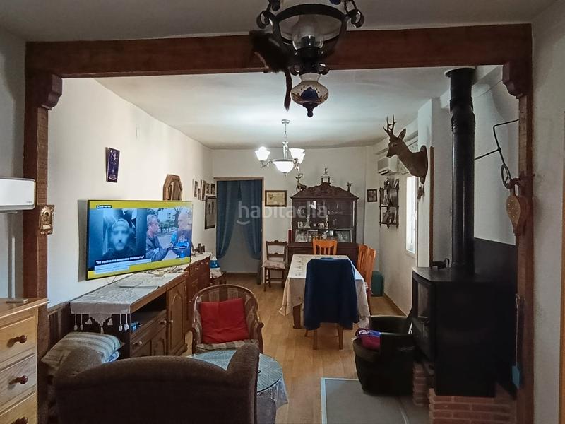 Foto cb4bf141-bef0-445b-b530-5b6213014f72. Casa con camino riscaldamento in Pastrana