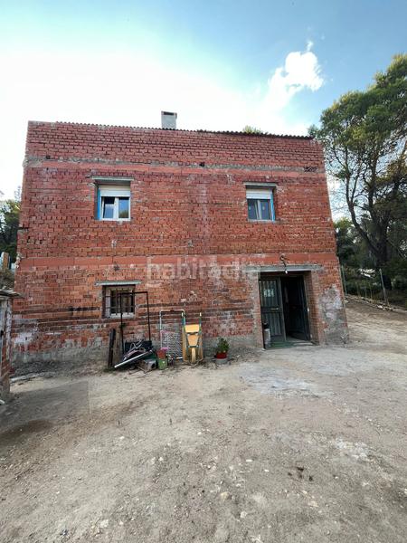 Foto d8df6fdd-8b4e-4bba-bb10-3b3ea89745b4. Xalet amb xemeneia aparcament piscina a Albalate de Zorita