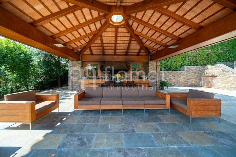 Foto 02fffe32-214a-4f6e-af51-3339521c57ad. Maison avec piscine dans Castellarnau Sabadell