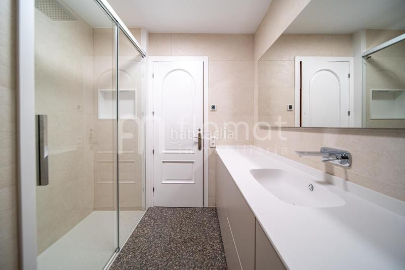 Foto 069d7c9c-cb1c-4889-99cc-a3c1d42d4c2e. Maison avec piscine dans Castellarnau Sabadell