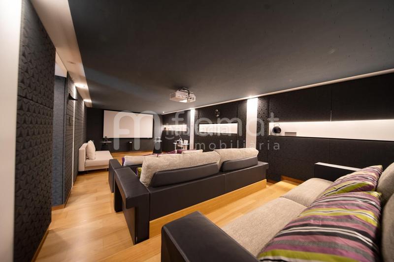 Foto 12620297-3c5d-4e79-bb62-861d03d5d527. Maison avec piscine dans Castellarnau Sabadell