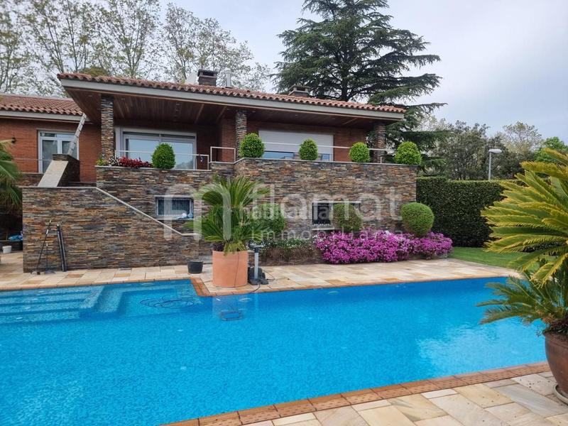 Foto 129193c7-7f28-4f36-918e-0125fd48e37f. Maison avec piscine dans Castellarnau Sabadell