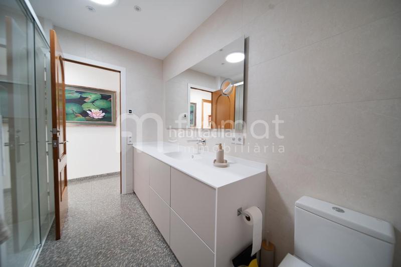 Foto 12d0e4af-1565-45bd-86ee-c41b52cc214f. Maison avec piscine dans Castellarnau Sabadell