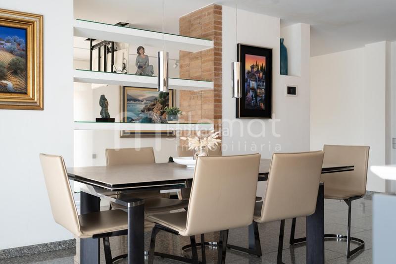 Foto 5cf5ca14-a4a3-468a-85cc-daa2183ec12e. Maison avec piscine dans Castellarnau Sabadell