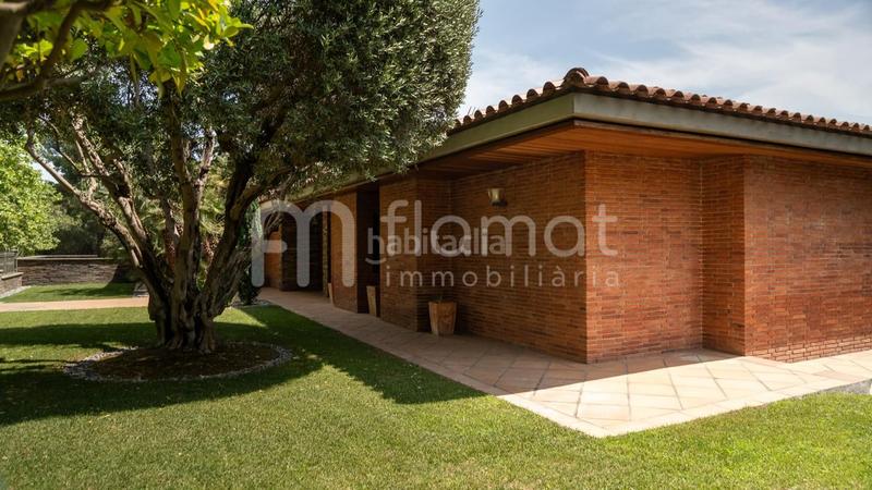 Foto 7f0cff66-8427-4a1f-af7c-fdc76c5b6ed1. Maison avec piscine dans Castellarnau Sabadell