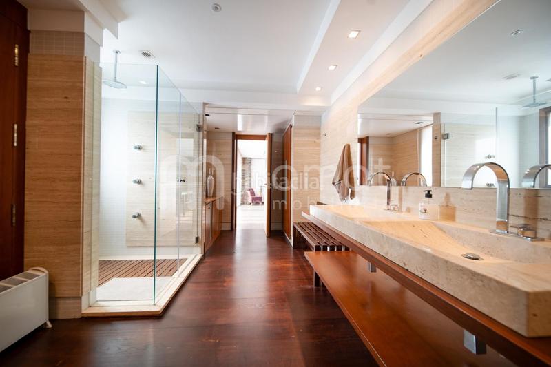 Foto 81a9468f-325e-4c31-8b4f-2a6ce4410923. Maison avec piscine dans Castellarnau Sabadell