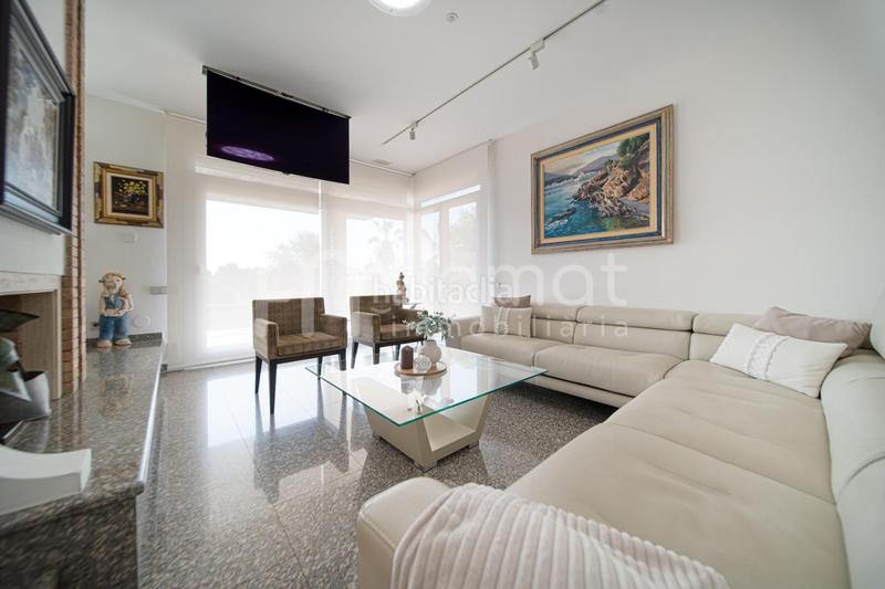 Foto 8f223b6d-12c2-4a43-a199-27d9c013dc6b. Maison avec piscine dans Castellarnau Sabadell