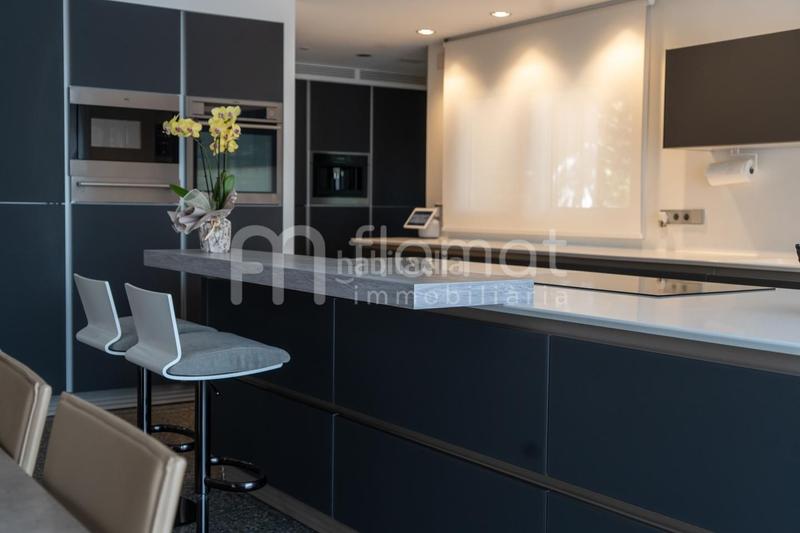 Foto a8dfcafe-b16d-498a-86f1-fda80472dfd3. Maison avec piscine dans Castellarnau Sabadell