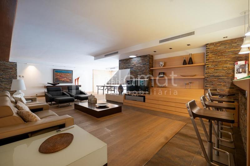 Foto c9fc3354-d8bf-436e-ba9b-bf79fa010401. Maison avec piscine dans Castellarnau Sabadell