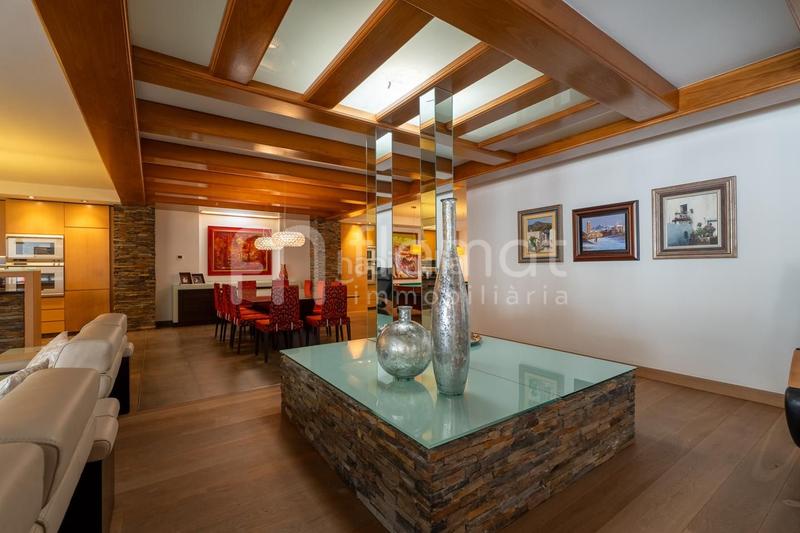 Foto d6fa27d7-eaee-4b88-9890-9e7e78ace363. Maison avec piscine dans Castellarnau Sabadell