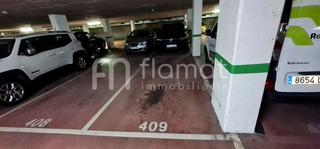 Aparcament cotxe  Carrer de font i sagué. Plaza de aparcamiento en planta 2, de fácil acceso  13m