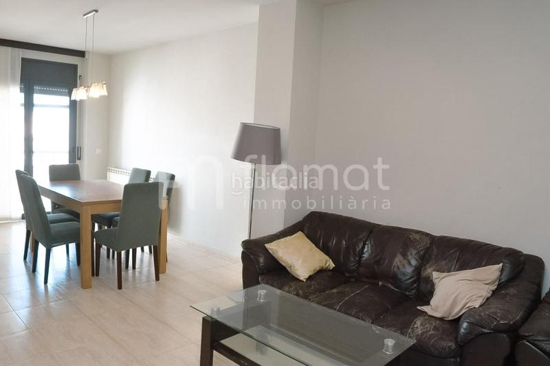 Foto 06900001-7d1b-4d3b-b130-689276a63615. Zweistöckige wohnung mit parking in Vallfogona de Balaguer