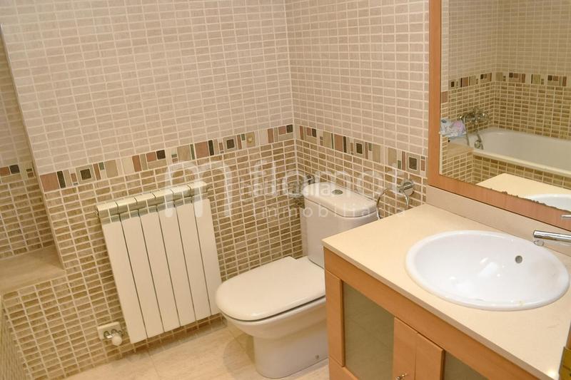 Foto b0f30a99-2a2a-4bea-859c-8186abd8b2bd. Zweistöckige wohnung mit parking in Vallfogona de Balaguer