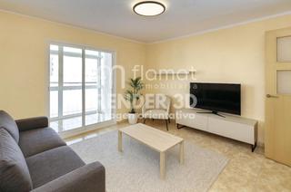 Etagenwohnung in Carrer Francesc Layret