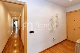 Etagenwohnung  De la concòrdia