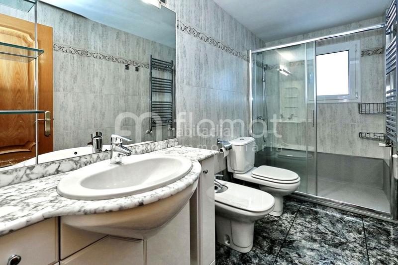 Foto 9ee6aafd-10e1-4260-bc50-3ceae3f88c89. Appartement dans Concòrdia Sabadell